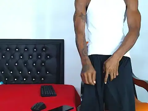 Snapshot of Damian_hart_24CM chatting on January 12, 1:27 pm Damian hart 24CM online show from January 12, 1:27 pm