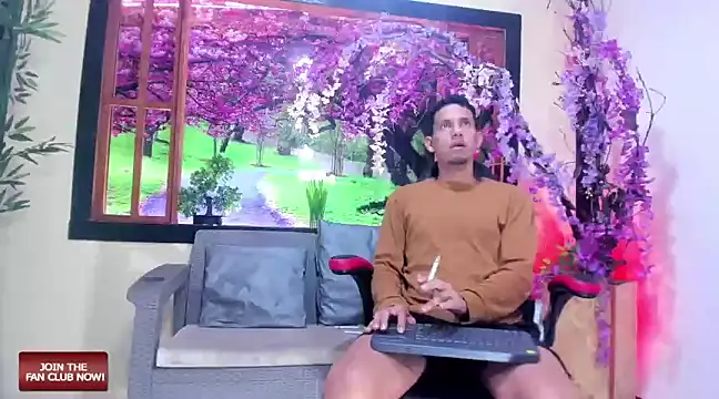 Snapshot of kevin__fox_ chatting on December 17, 3:28 am kevin fox online show from December 17, 3:28 am