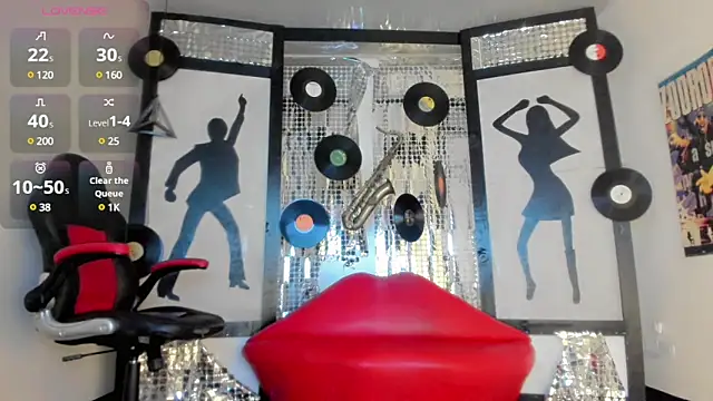 Snapshot of kevin__fox_ chatting on December 21, 3:47 am kevin fox online show from December 21, 3:47 am