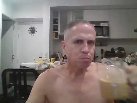 Diegoperrote682661 online show from November 15, 4:25 am