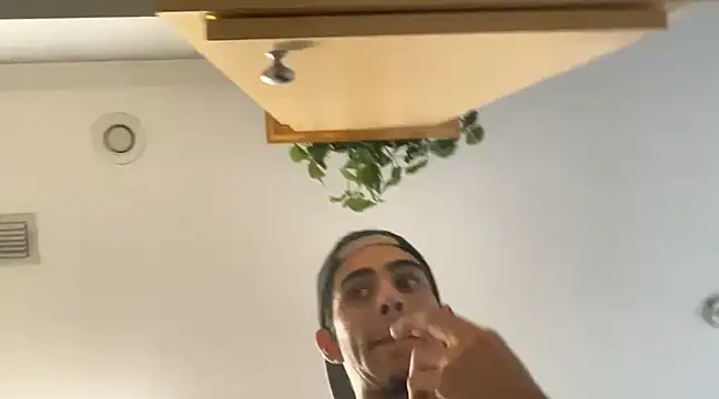 kennylove420 online show from December 25, 8:50 pm