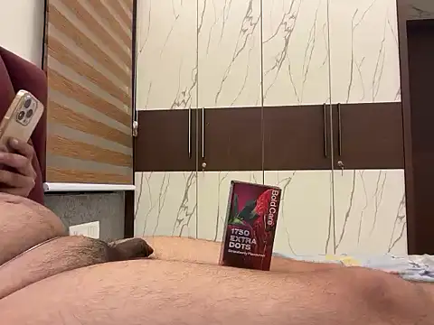 Rahulroy96 online show from April 23, 7:49 pm