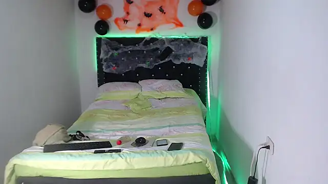 EbonyAscend online show from October 14, 2:18 am