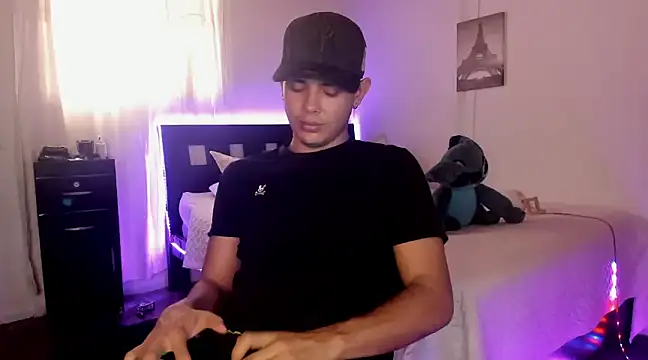 PipeRodriguez  online show from January 17, 6:25 pm