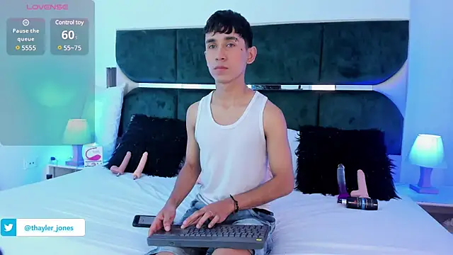 Thayler jones online show from January 16, 11:15 am