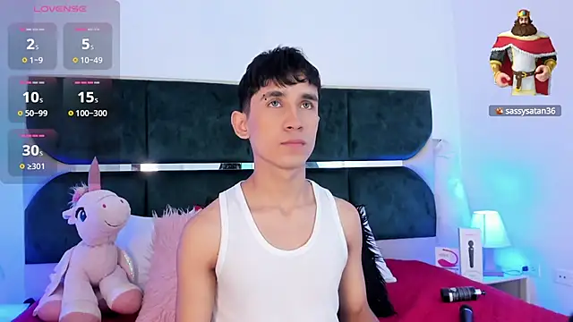 Thayler jones online show from January 29, 11:30 am