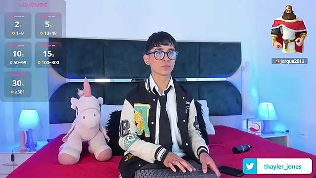 Thayler jones online show from January 25, 11:23 am