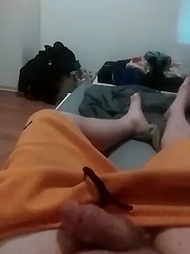 Figu-figu online show from April 15, 7:58 pm