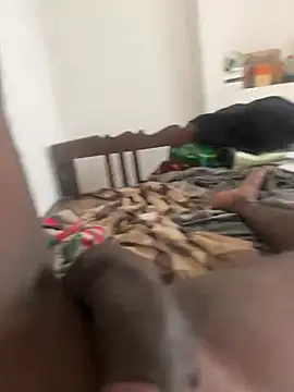 Snapshot of tamil000000 chatting on January 4, 4:33 am tamil000000 online show from January 4, 4:33 am