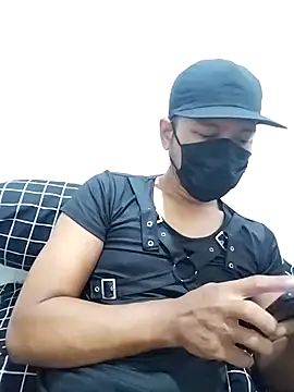 dark boy28 online show from November 10, 5:40 pm