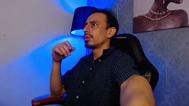 Sr Magnus  online show from February 26, 5:53 am