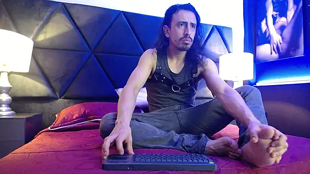 Sr Magnus  online show from March 1, 4:58 am