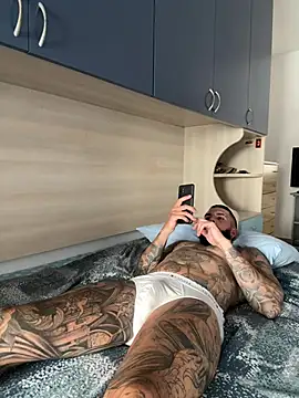 Gioeltoro89 online show from July 28, 3:21 pm