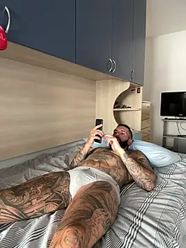 Gioeltoro89 online show from July 30, 3:33 pm