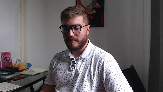 Snapshot of Dylanwish chatting on February 21, 9:22 pm Dylanwish online show from February 21, 9:22 pm