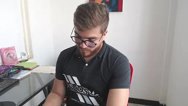 Snapshot of Dylanwish chatting on January 29, 8:35 pm Dylanwish online show from January 29, 8:35 pm