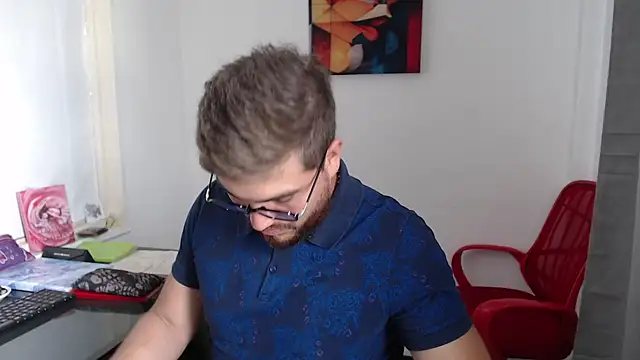 Snapshot of Dylanwish chatting on January 28, 8:15 pm Dylanwish online show from January 28, 8:15 pm
