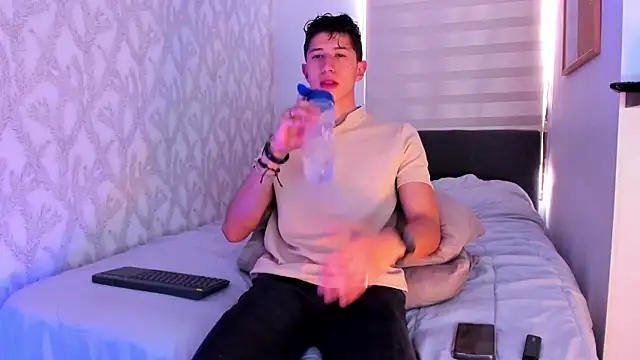 Dorianmistery2322  online show from February 3, 6:49 pm