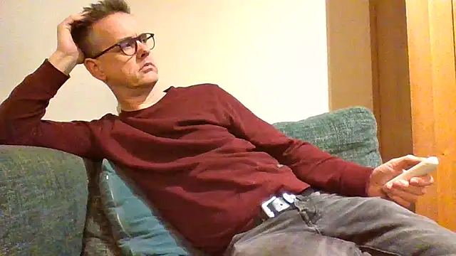 Hectorthyssen1 online show from February 13, 10:11 pm