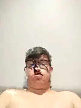 JulesG18 online show from February 11, 9:03 am