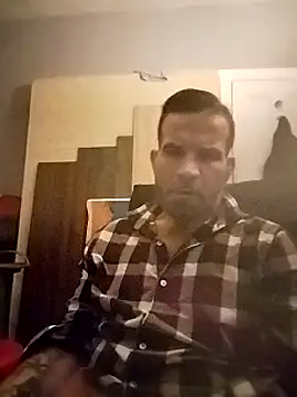 johnnyrockit online show from December 12, 1:39 pm