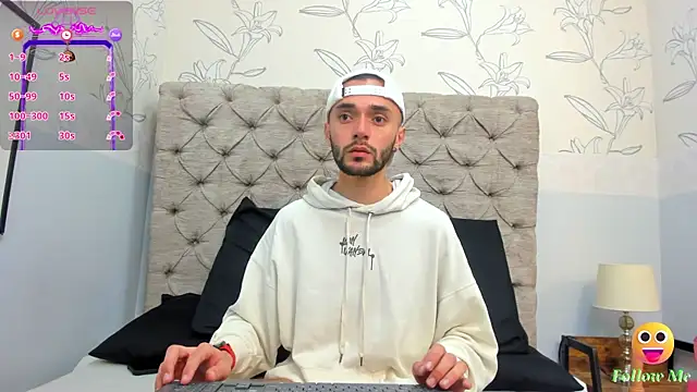 Snapshot of jakemagnus chatting on December 28, 12:14 pm jakemagnus online show from December 28, 12:14 pm
