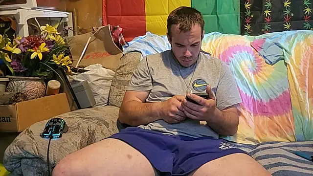 ScubaStevex online show from June 5, 3:40 pm