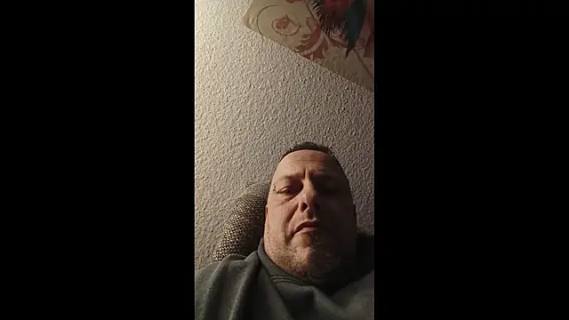 ich411983 online show from November 9, 9:52 pm