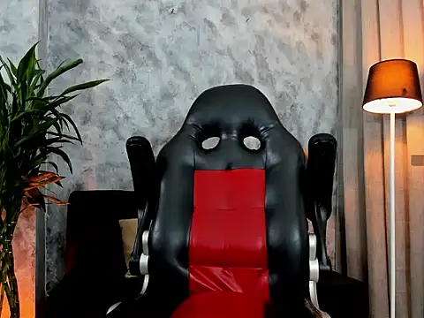 boyc022  online show from February 14, 1:11 am