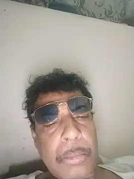 VastNoon95 online show from May 26, 6:04 pm