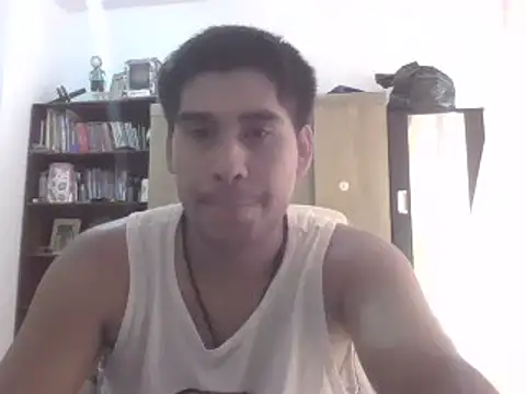 estudiante69 online show from February 28, 4:31 pm