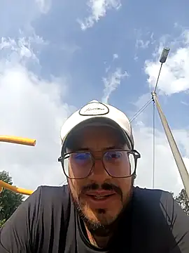 Nicky smith   online show from December 4, 9:02 pm