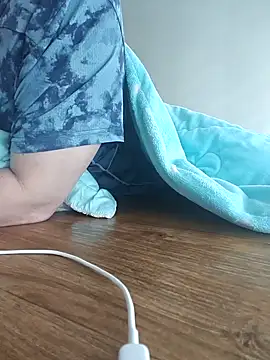 Snapshot of wlalsdldb112 chatting on February 9, 6:33 am wlalsdldb112 online show from February 9, 6:33 am