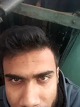 Skinny Bigass 23 online show from December 18, 5:36 am