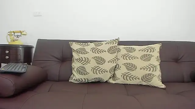 Amir mikelsen online show from February 22, 1:01 pm