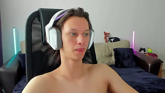 Ostin meow online show from February 25, 8:04 am