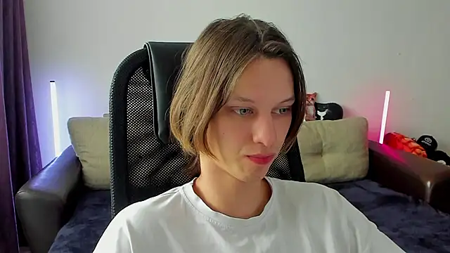 Ostin meow online show from March 16, 5:36 am