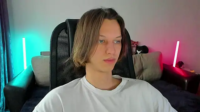 Ostin meow online show from April 13, 12:28 pm