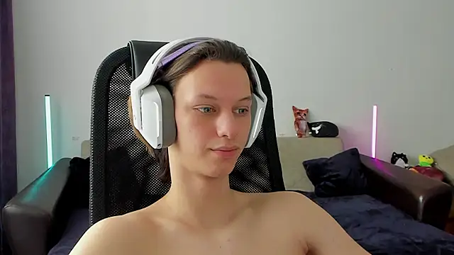 Ostin meow online show from February 24, 8:04 am