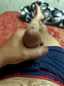 faaseel online show from April 9, 6:25 pm