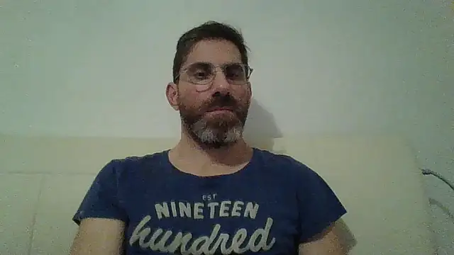 Snapshot of alcatraz009 chatting on January 28, 8:47 pm alcatraz009 online show from January 28, 8:47 pm
