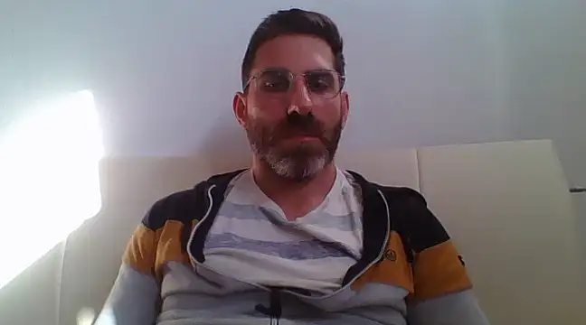 Snapshot of alcatraz009 chatting on March 9, 2:32 pm alcatraz009 online show from March 9, 2:32 pm