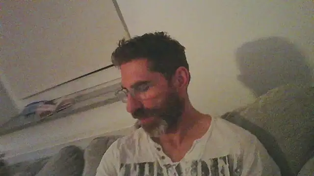 Snapshot of alcatraz009 chatting on September 20, 9:26 pm alcatraz009 online show from September 20, 9:26 pm