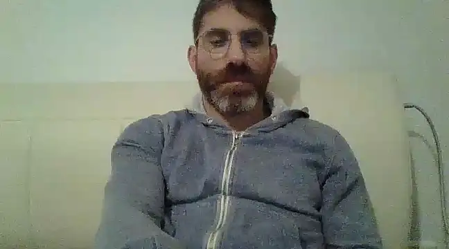 Snapshot of alcatraz009 chatting on March 13, 9:26 pm alcatraz009 online show from March 13, 9:26 pm