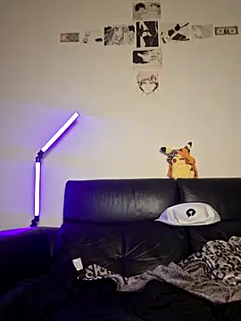 DaWoD030 online show from February 2, 6:05 pm