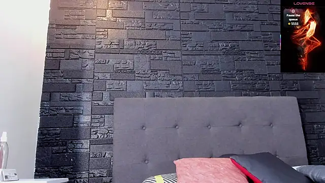 Snapshot of bruno_miller_ chatting on October 16, 10:29 pm bruno miller online show from October 16, 10:29 pm