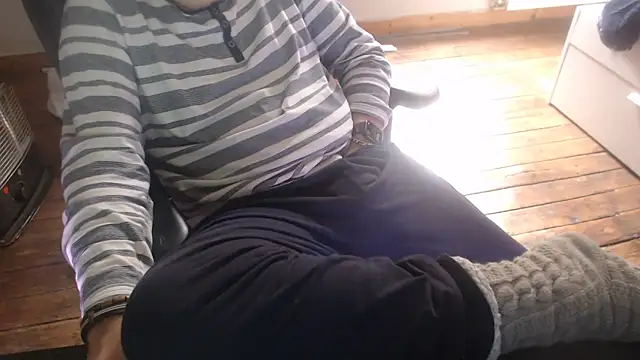 mancreeed online show from January 14, 11:04 am