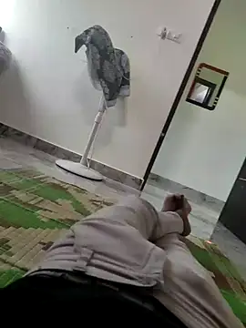 raamcxy online show from December 21, 8:18 am