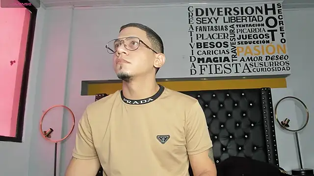 JoshMillerr  online show from March 5, 8:01 pm