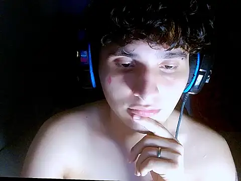 Charley quin online show from April 9, 11:55 pm